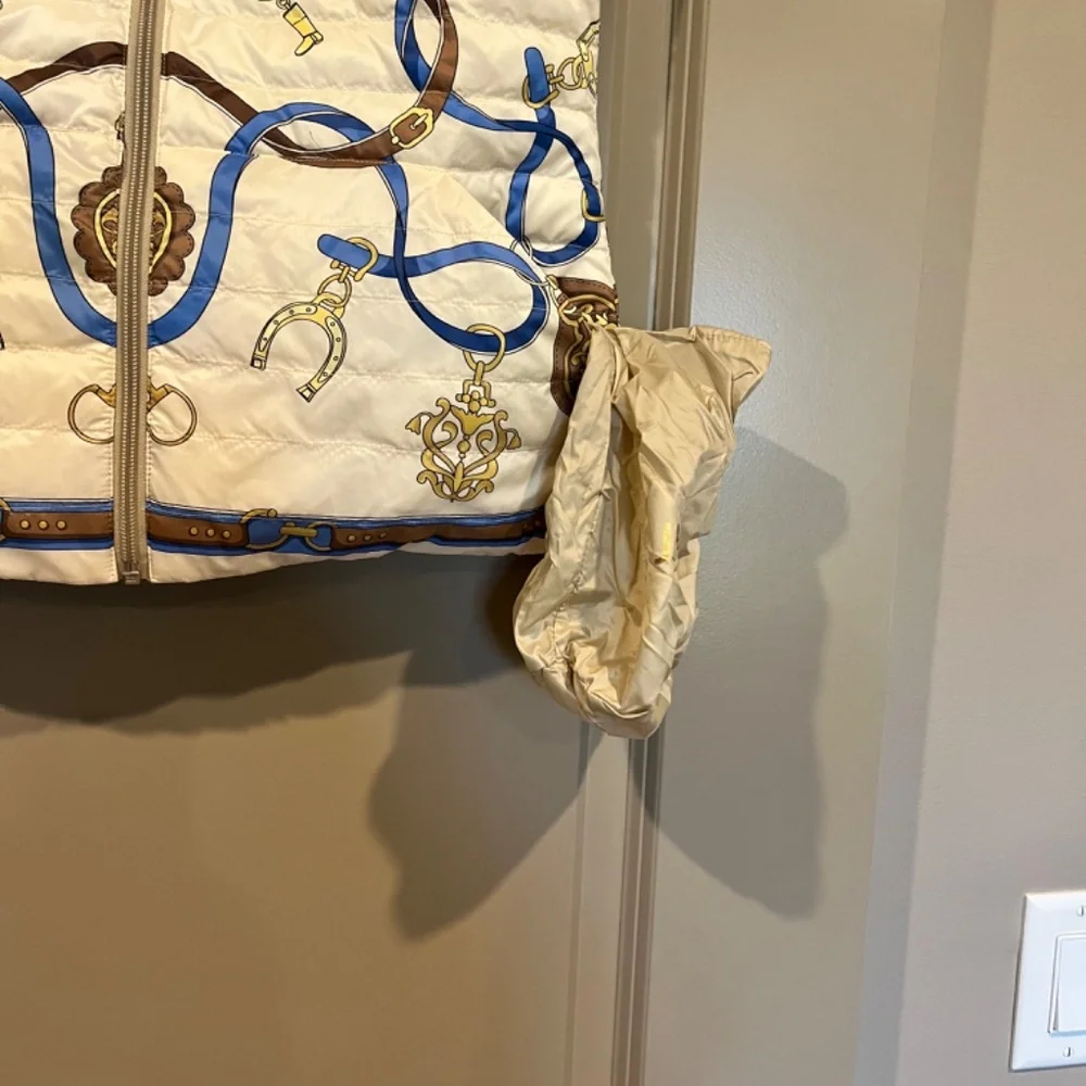 J McLaughlin Down Vest XS Women  Reversible  Equestrian print 75%OFF - Picture 5 of 6